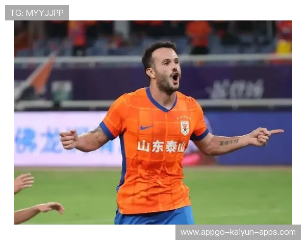 山东泰山加快节奏训练，队内竞争愈发激烈